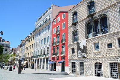 Lisbon: Self-Guided Audio Walk Through Chiado and Alfama