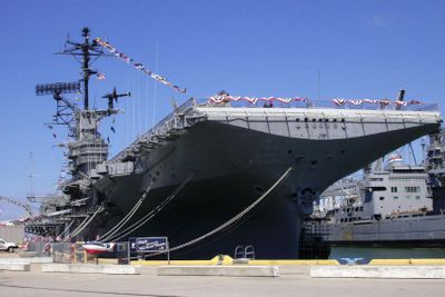 USS Hornet (Музей моря, авиации и космонавтики): входной билет