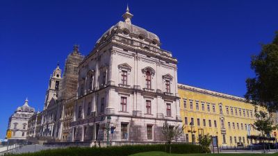 Mafra: National Palace Entry & City Walk Audio Tour