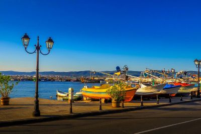 Sunny Beach to Nessebar: Seaside Stroll and Ancient History Guide