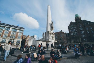 Amsterdam: Moco Museum Ticket and City Discovery Audio Tour - photo 2