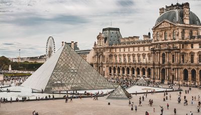 Paris: Monumental Legends Audio Tour