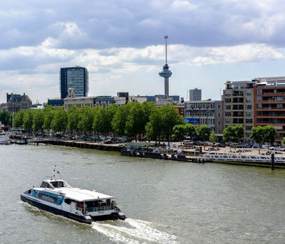 Waterbus Ticket Between Rotterdam, Kinderdijk, and Dordrecht with Audio City Walks