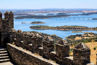 Monsaraz: Brujas, Templarios y el Lago Infinito - visita autoguiada — photo 2