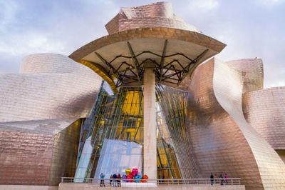 Guggenheim Bilbao Museum: Entdecken Sie zeitgenössische Kunst mit einer In-App Audio Tour - photo 2