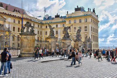 Bilet na Zamek Praski i wycieczka audio w aplikacji: Historie i legendy starej Pragi - photo 2