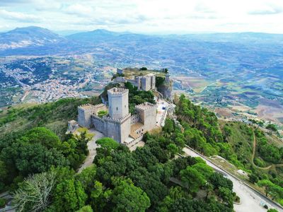 Erice: Historical Gems Unveiled Audio Tour
