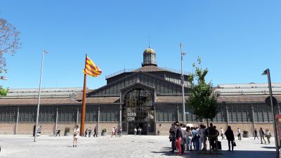 Savor Barcelona: Self-Guided Audio Tour of Paella & Markets