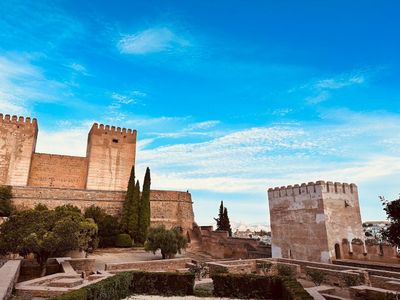 Granada: Alhambra Audio Tour (Without a Ticket)