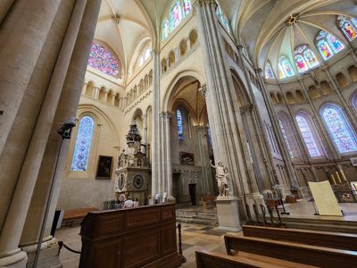 Lyon: Enchanting Old Town Audio Tour - photo 2