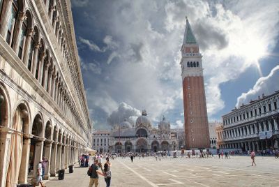 Venedig: Der prächtige Dogenpalast und der Markusplatz - photo 2