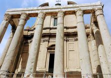 Temple of Antonin...