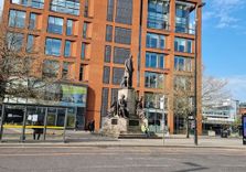 Statue of the Duk...