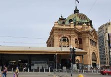 Flinders Street ...