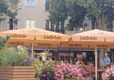 Rathaus...