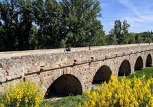 Puente Romano ...
