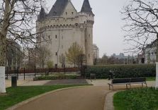 Halle Gate