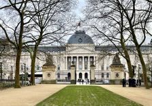 Royal Palace ...