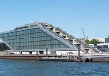 Hamburg Cruise ...