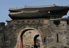 Janganmun Gate