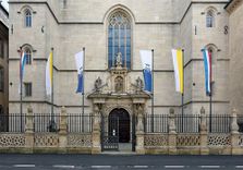 Notre-D...