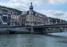 Pont Charles...