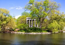 Graceland Cemetery