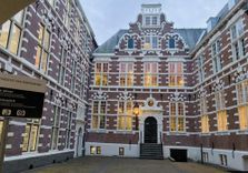 Bushuis - Oost-In...