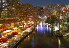Shops at Riverce...