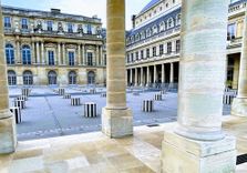 Palais-...