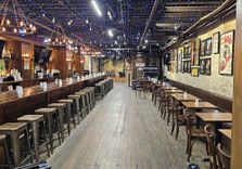 Nudie's Lounge