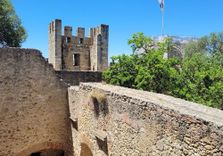 São Jorge Castle ...