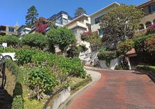 Lombard St.