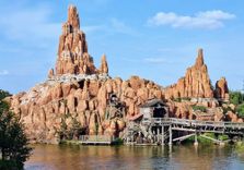 Disneyl...