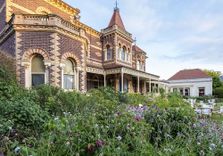 Rippon Lea Estate
